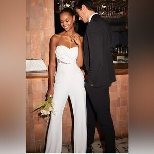 NEW Lulus Surely Stunning Ivory Strapless Bustier Jumpsuit Sz Medium